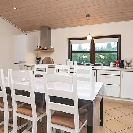 8 Person In Sydals-by Traum Skovbyballe